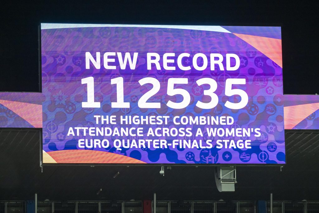 Torhüterin Berger führt Deutschland ins Halbfinale