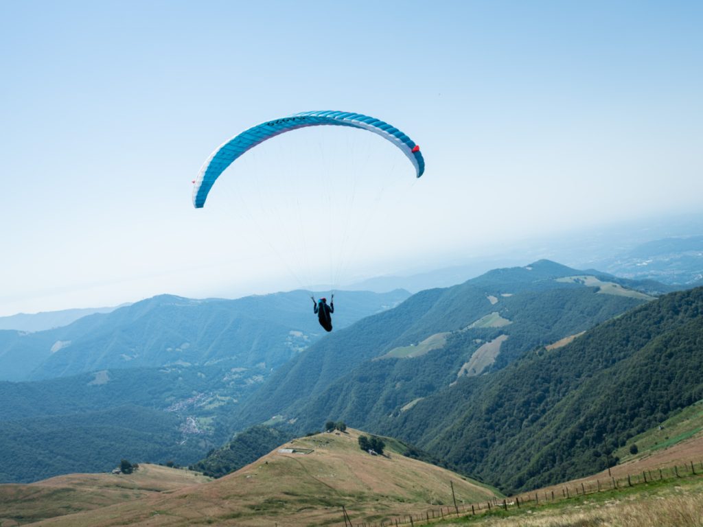 Gleitschirmpilot nach Absturz bei Olten mittelschwer verletzt