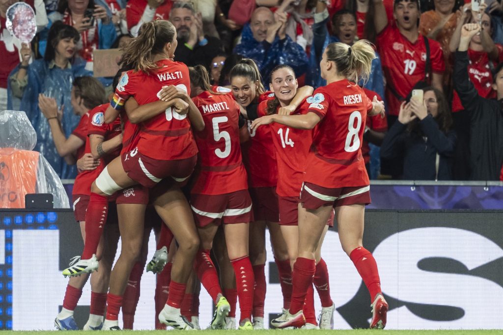 2:0 gegen Island – Schweizerinnen auf Viertelfinal-Kurs