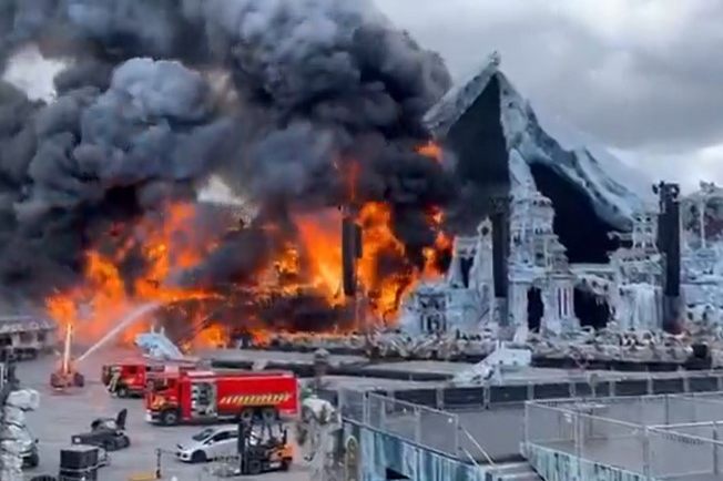 Tomorrowland soll trotz Bühnen-Brand stattfinden