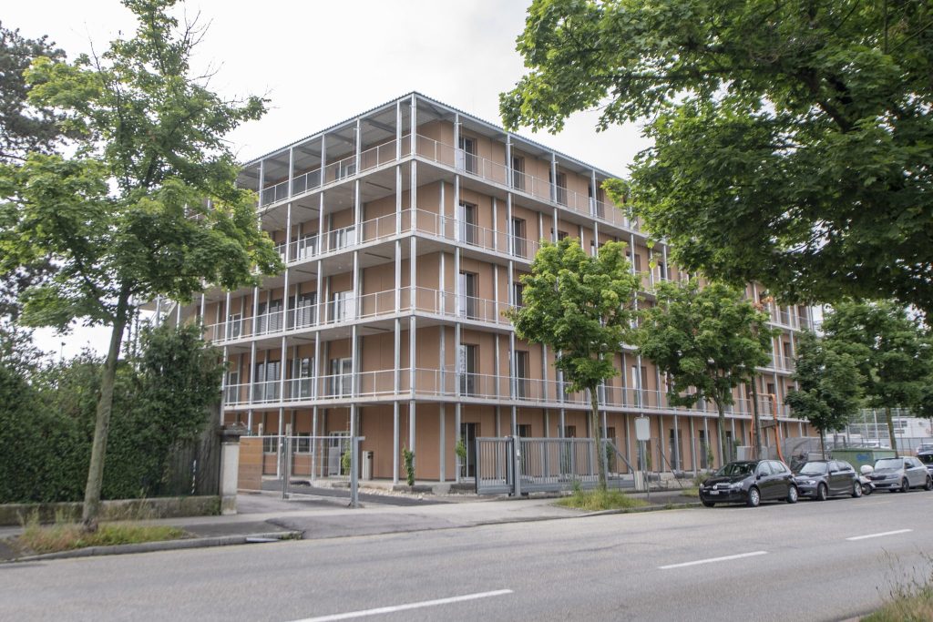 Frau meldet sich bei Asylzentrum – Verdacht auf Menschenhandel