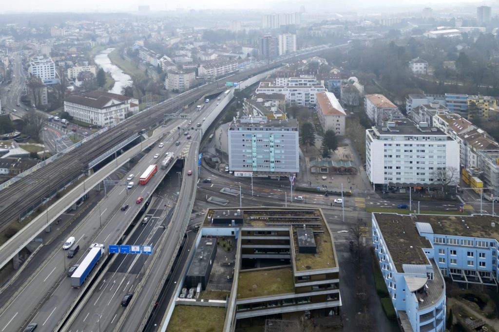 Sperrung der Autobahn A2 von Basel nach Deutschland am Sonntag