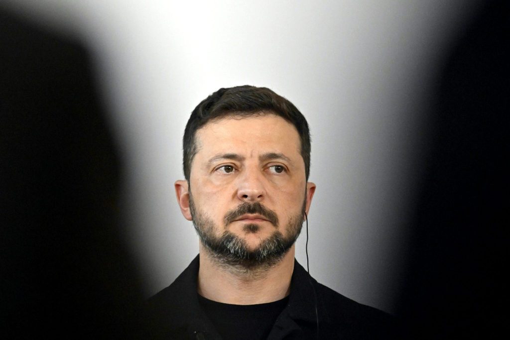 Selenskyj deutet mehr Gegenangriffe an