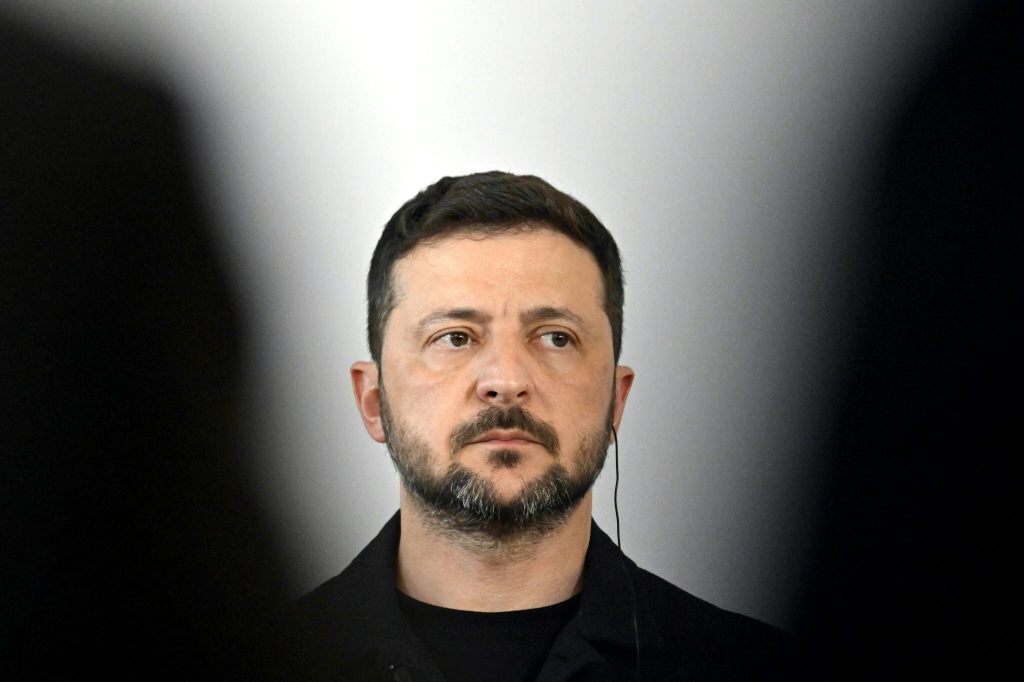 Selenskyj deutet mehr Gegenangriffe an