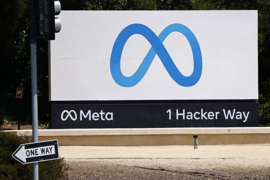 Meta soll Kinder-Chatbots mit sexuellen Anspielungen stoppen