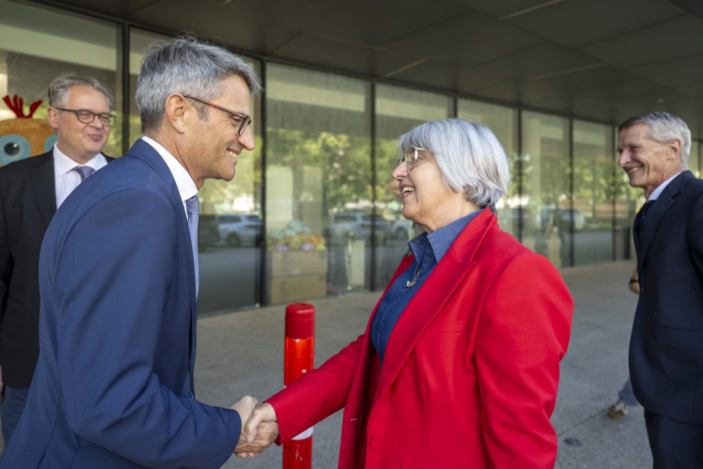 Bundesrätin Baume-Schneider zu Besuch im UKBB