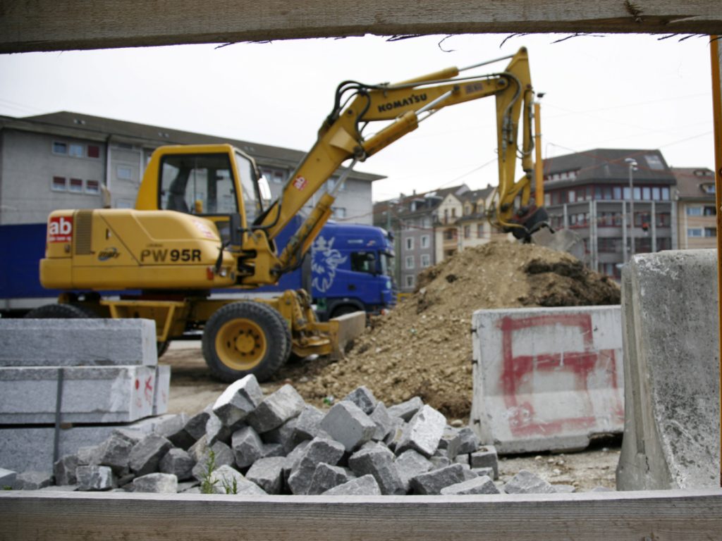 Kanton testet erste E-Baustelle in der Hegenheimerstrasse