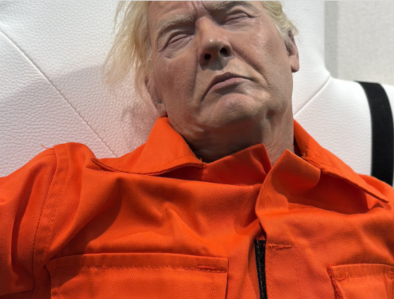 Gekreuzigter Trump kommt doch nicht an den Bahnhof SBB