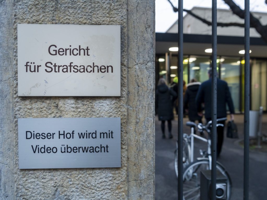 Angeklagter wegen mutmasslicher Vergewaltigung vor Basler Strafgericht