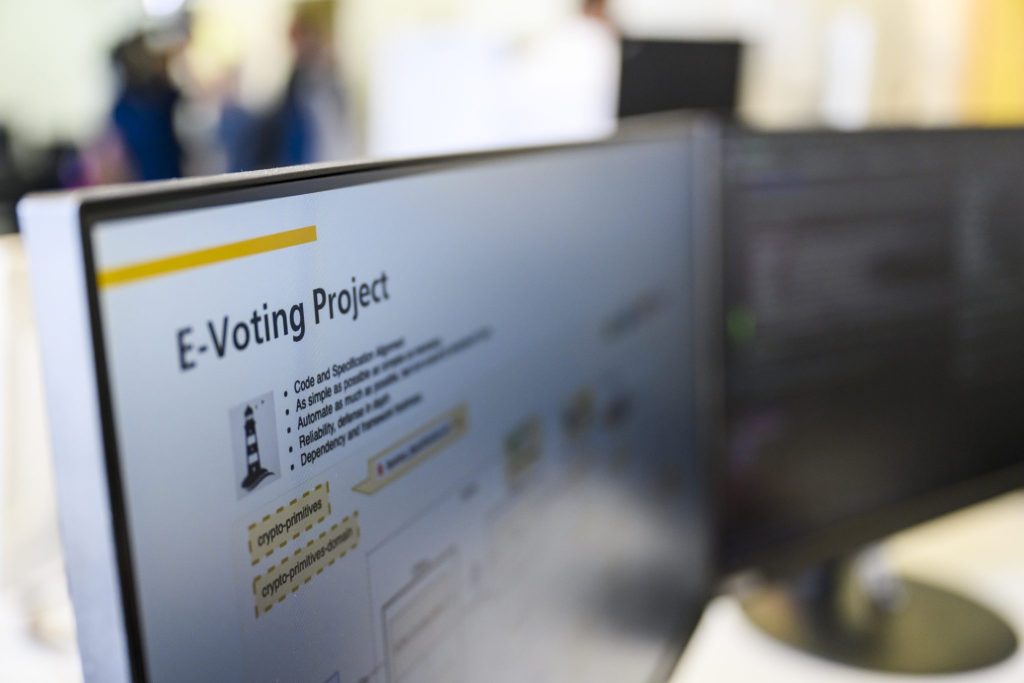 E-Voting-System der Post besteht Hackertest