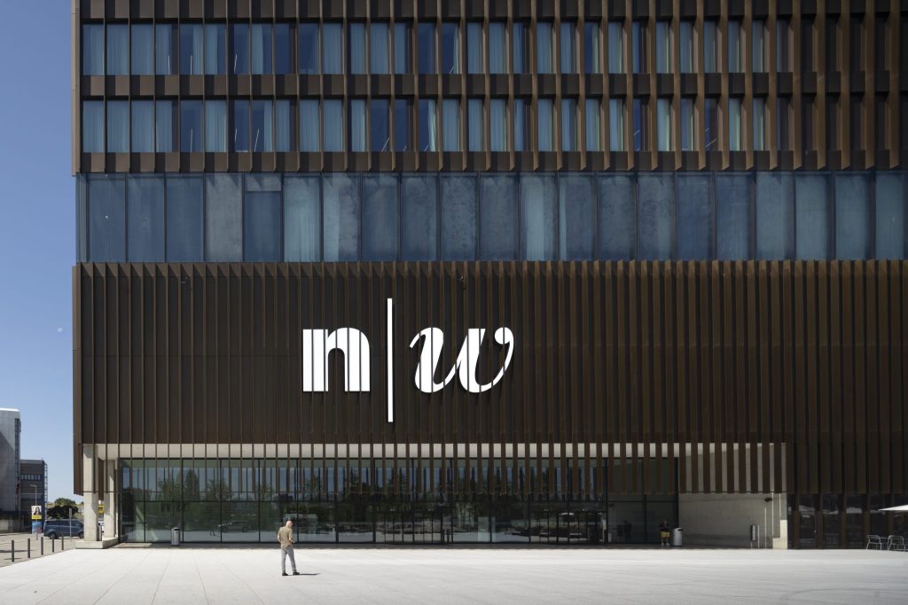 Millionendefizit: Die PH baut 40 Stellen ab