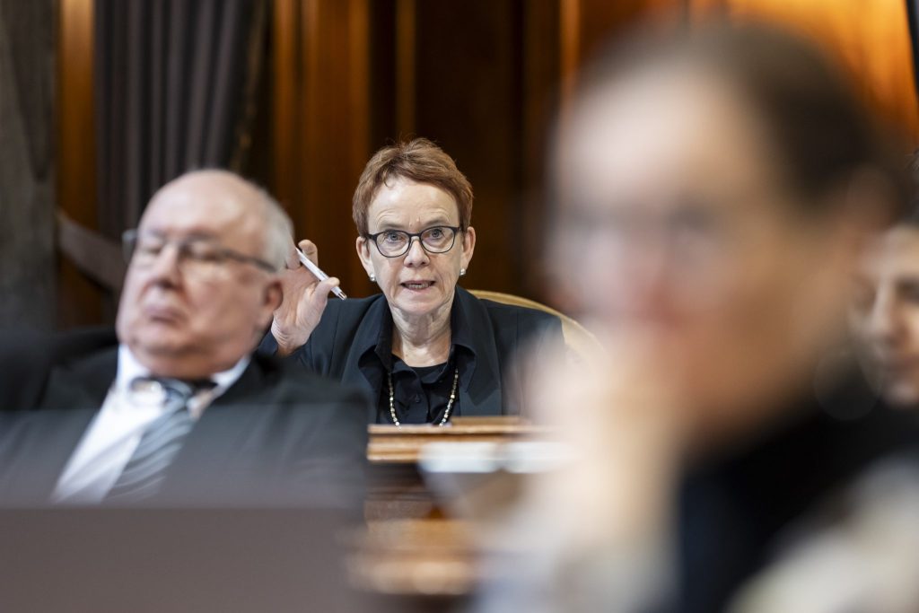 Eva Herzog setzt sich mit Motion zur Stärkung des Pharmastandorts durch