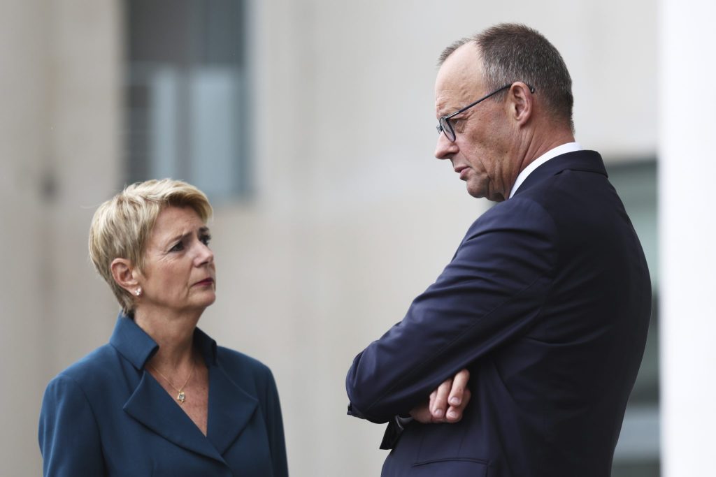 Keller-Sutter und Merz wollen wirtschaftlich enger zusammenstehen