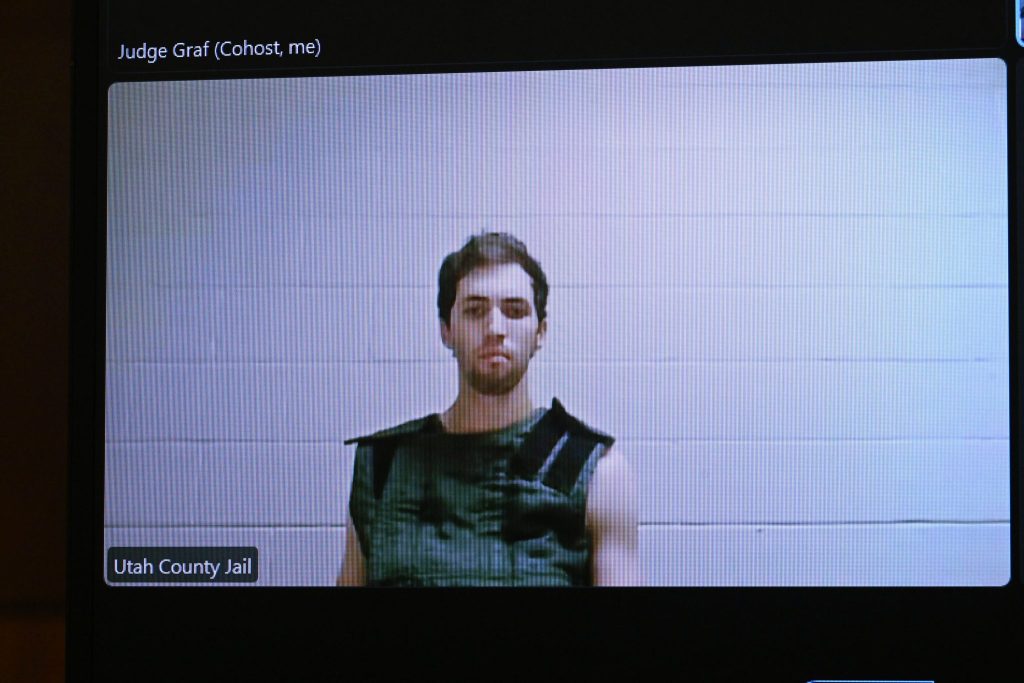 Mutmasslicher Täter nach Attentat auf Kirk erstmals vor Gericht