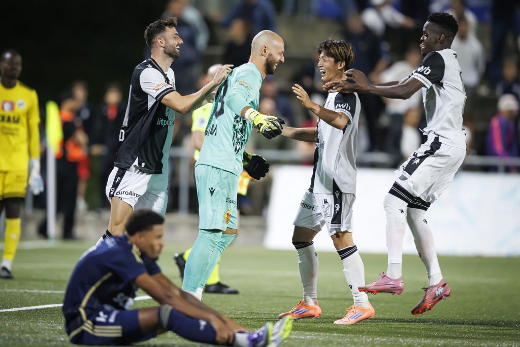 Cup-Wahnsinn in Carouge: FCB setzt sich im Elfmeterschiessen durch und steht im Achtelfinale
