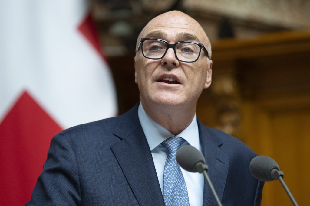 Bundesrat Pfister warnt vor sicherheitspolitischen Risiken