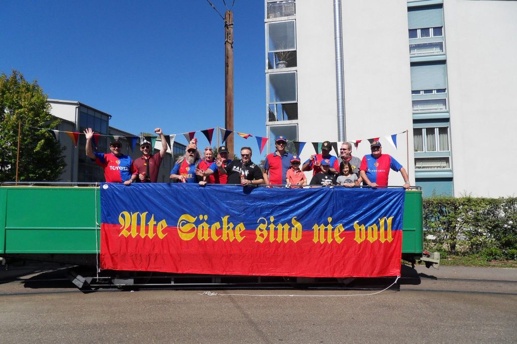 «Faire Preise Bitte!!!» Oder: Die «Alten Säcke Basel» kommen ins Museum