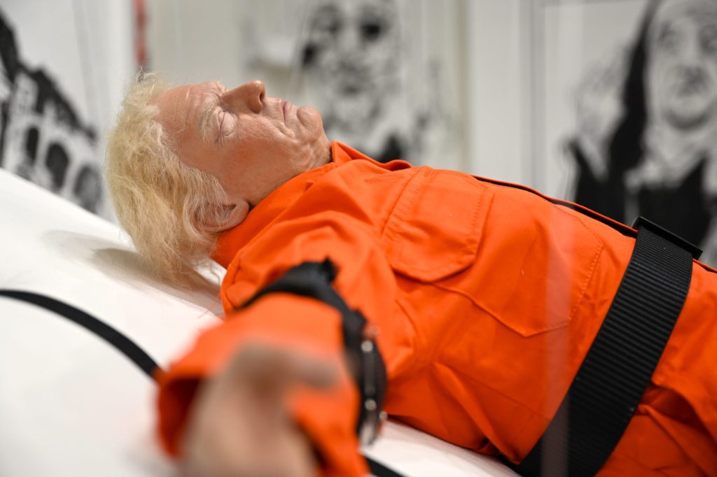 Provokante Trump-Skulptur wird nun doch in Basel ausgestellt