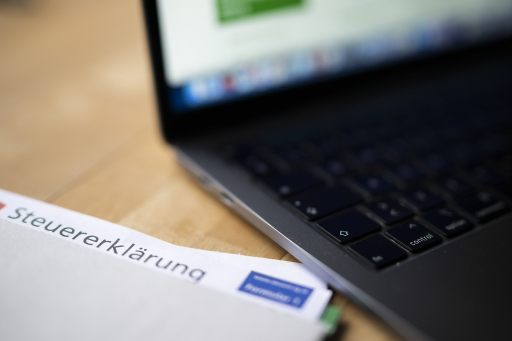 Knappes Ja im Grossen Rat: Basler Stimmvolk entscheidet über Steuerabzug-Initiative