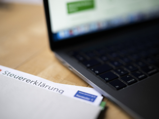 Knappes Ja im Grossen Rat: Basler Stimmvolk entscheidet über Steuerabzug-Initiative