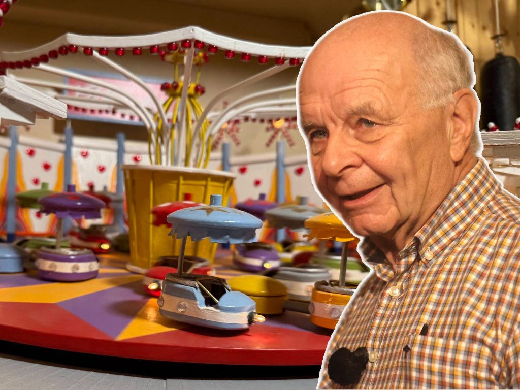 Wie aus CD-Playern und Handmixern die Herbstmesse in Miniatur entsteht