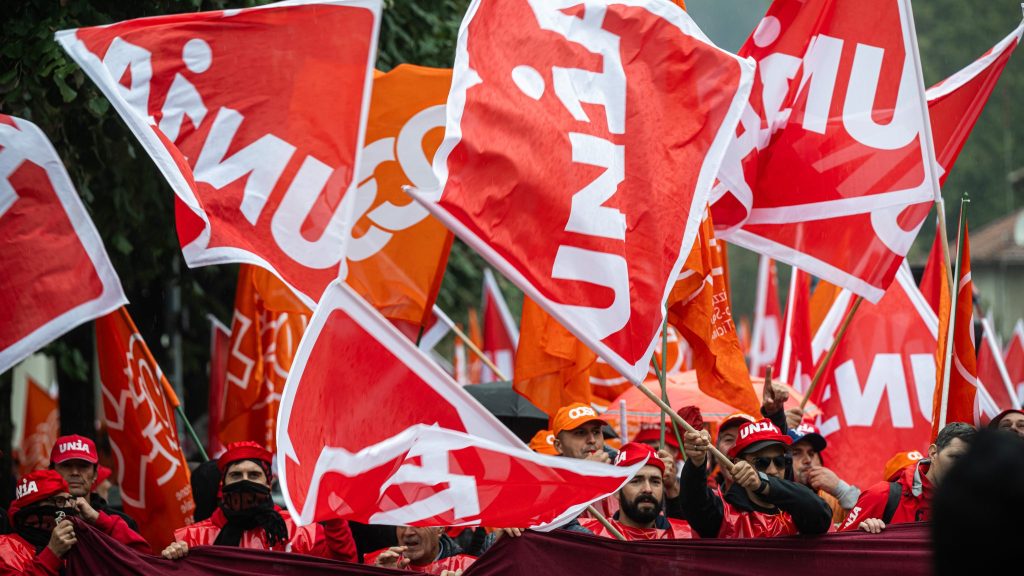 Unia-Delegierte feiern an Kongress Gewerkschaftsjubiläum