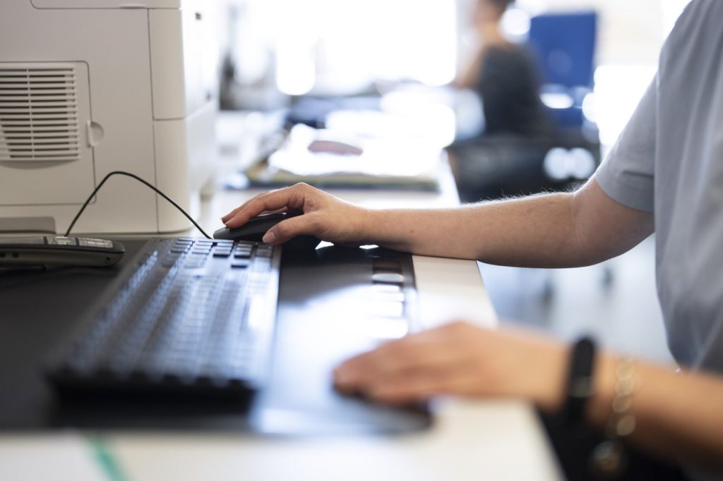 Status S für Ukraine-Flüchtlinge hängt neu von Herkunftsregion ab