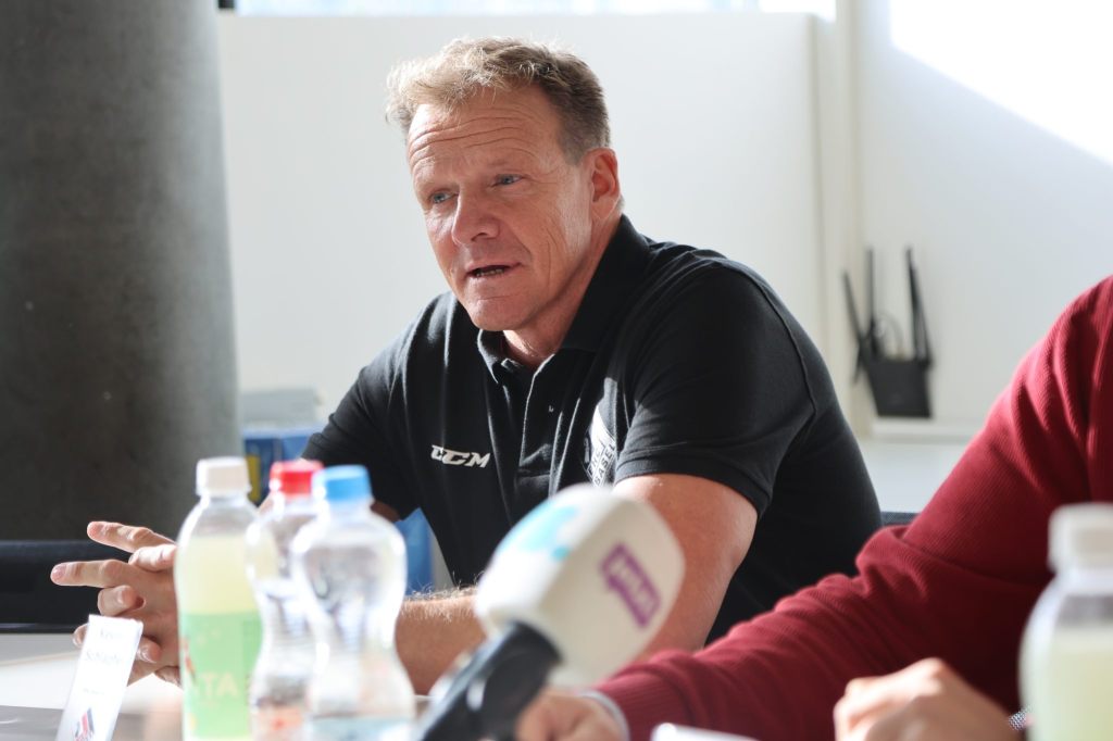 Trotz sportlicher Krise: EHC Basel verlängert mit Schläpfer und Himelfarb