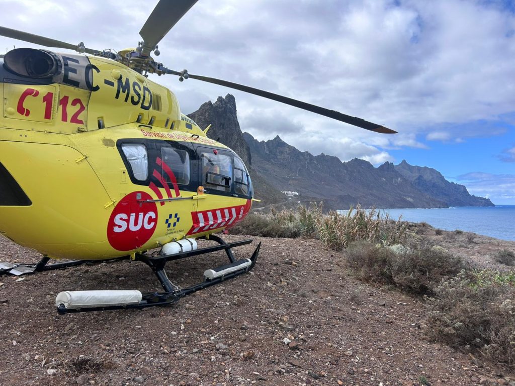 Eine Tote und 15 Verletzte durch Riesenwellen auf Teneriffa