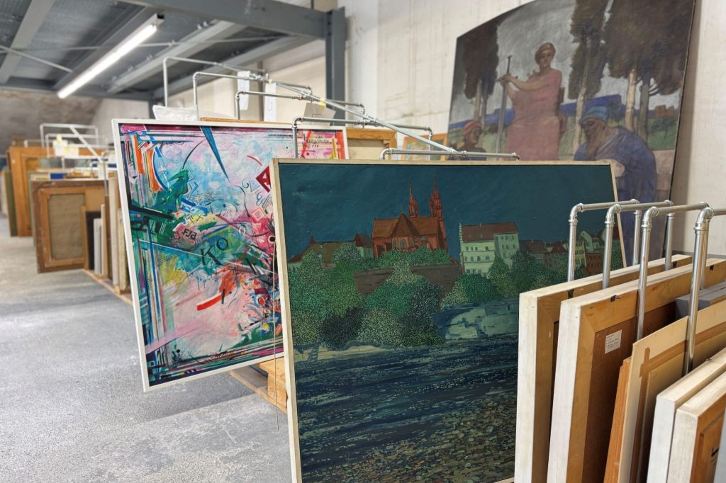 Steuerverwaltung löst Kunstbestand auf: Öffentlicher Depotverkauf Ende November