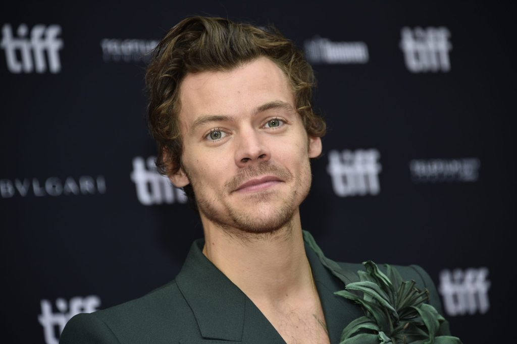 Harry Styles heizt mit neuem Musikvide Fan-Spekulationen an