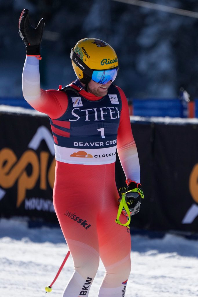 Marco Odermatt gewinnt das Abfahrtsrennen