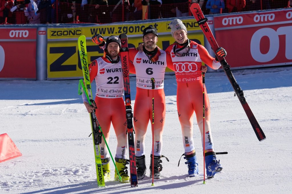 Schweizer räumen in Val d’Isère ab: Meillard vor Aerni und Odermatt