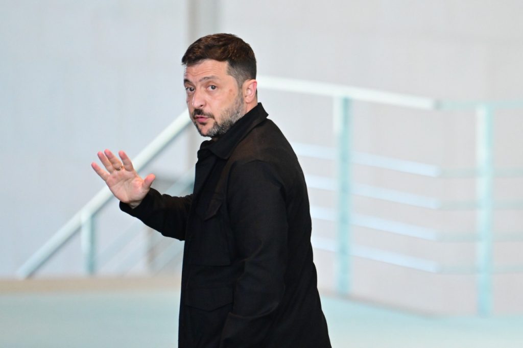 «Zu Wahlen bin ich bereit»: Selenskyj reagiert auf Kritik