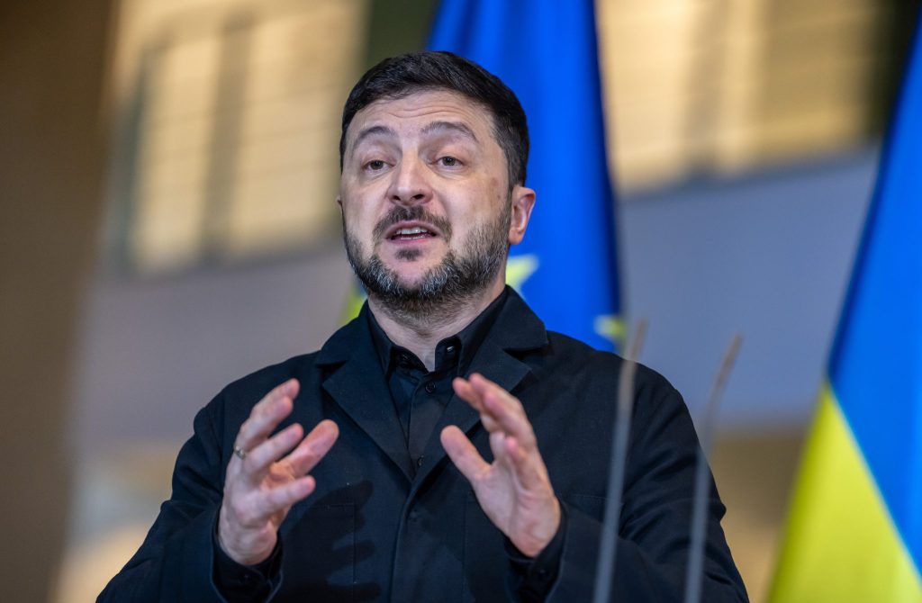 Selenskyj kündigt Gespräche für Samstag an