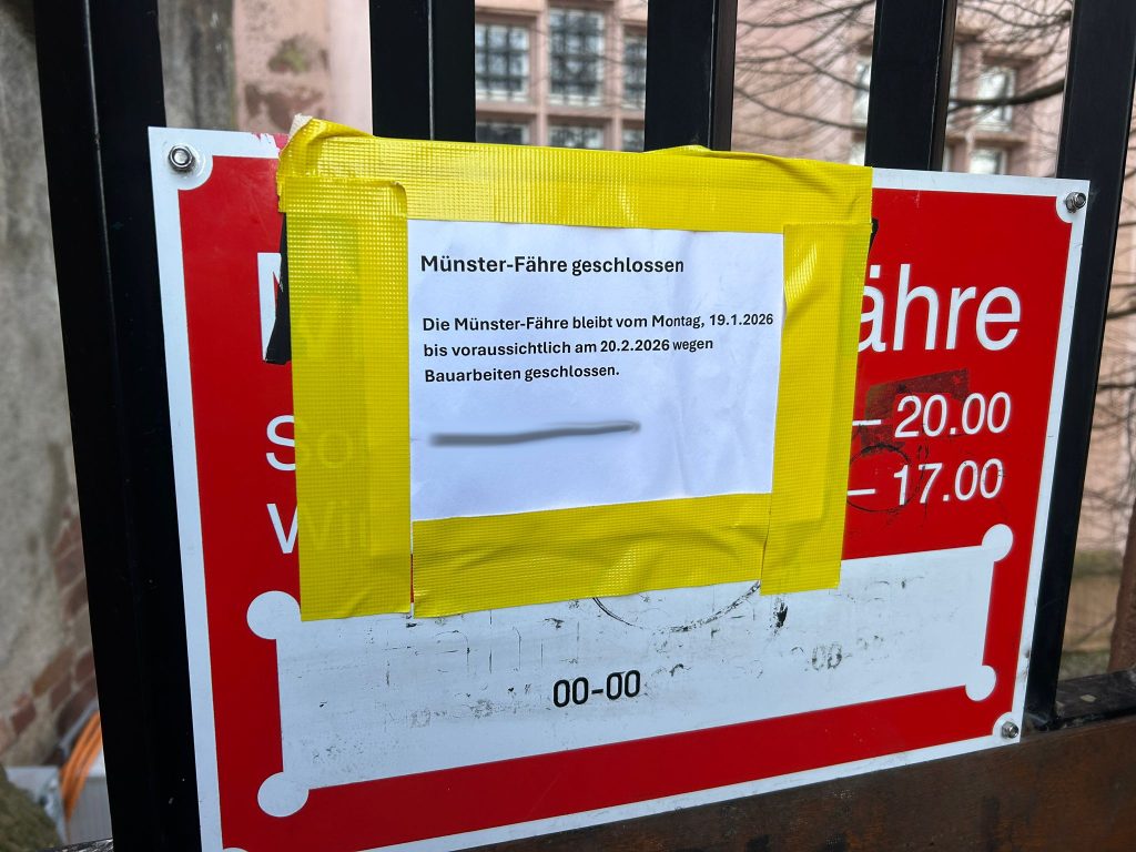 Wegen Sanierung der Pfalzböschung: Münsterfähre muss für einen Monat pausieren