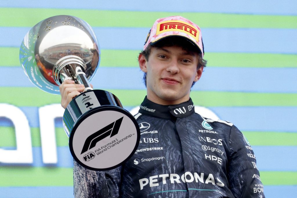 Teenager Kimi Antonelli gewinnt auch in Formel-1-GP in Suzuka
